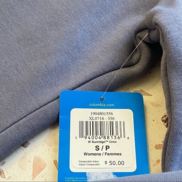 NWT Columbia™ Logo Crew Top - Picture 9 of 9